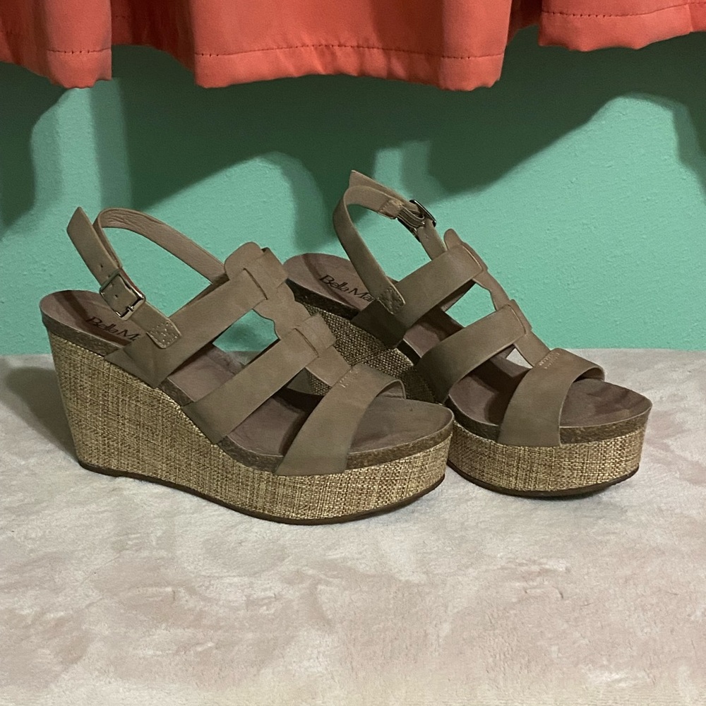 Light tan strapped wedge sandals